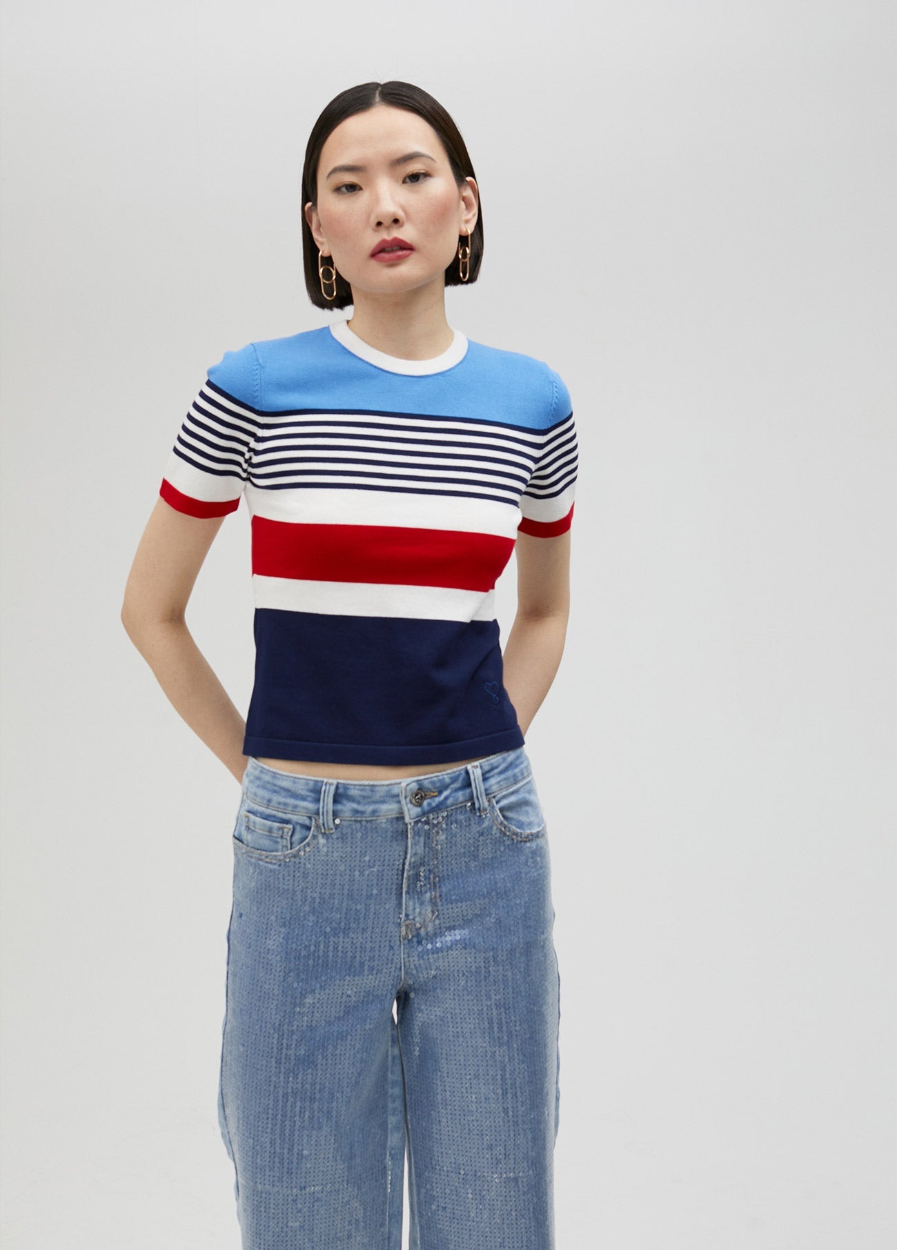 Multicoloured knit sweater with short sleeves