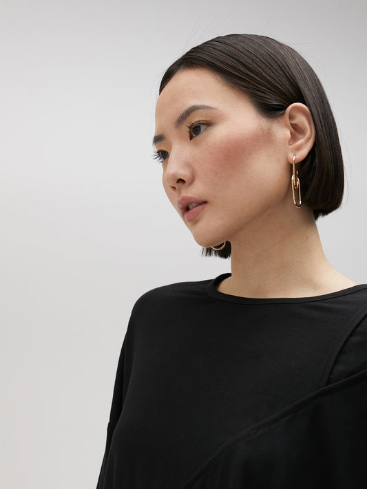 ls2515013-00n-short-sleeved studded t-shirt-black