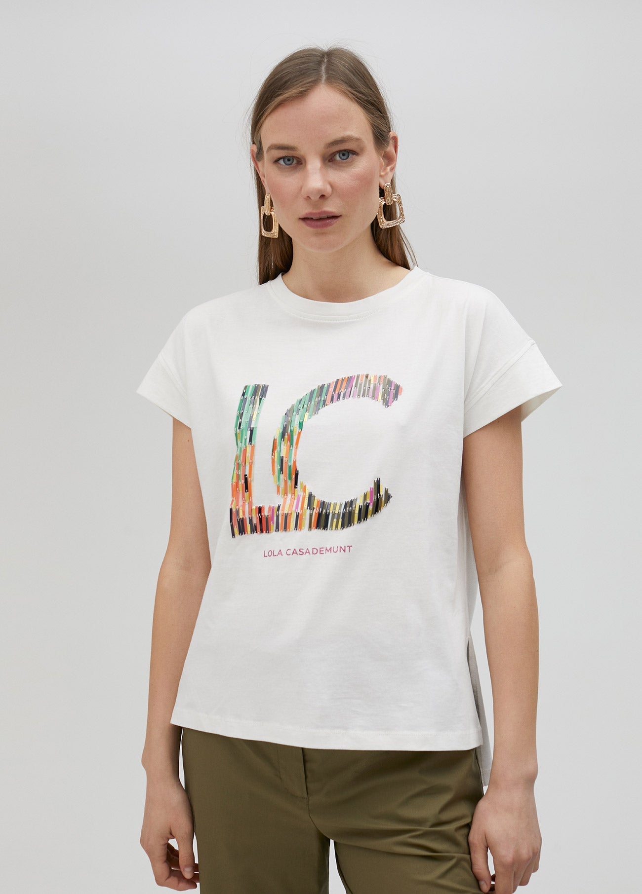 T-shirt with multi-striped logo