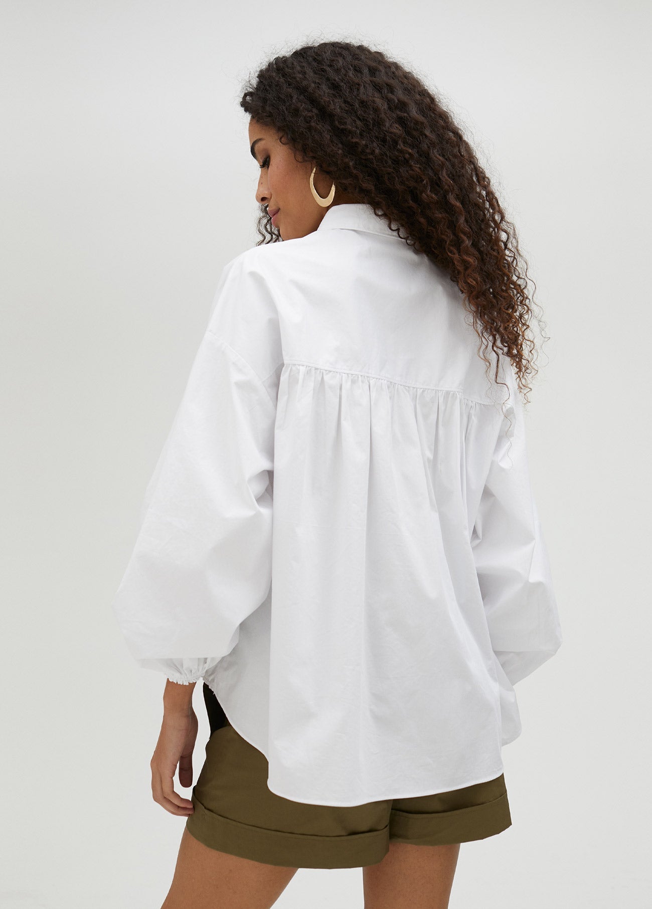 Poplin shirt with elasticated hem