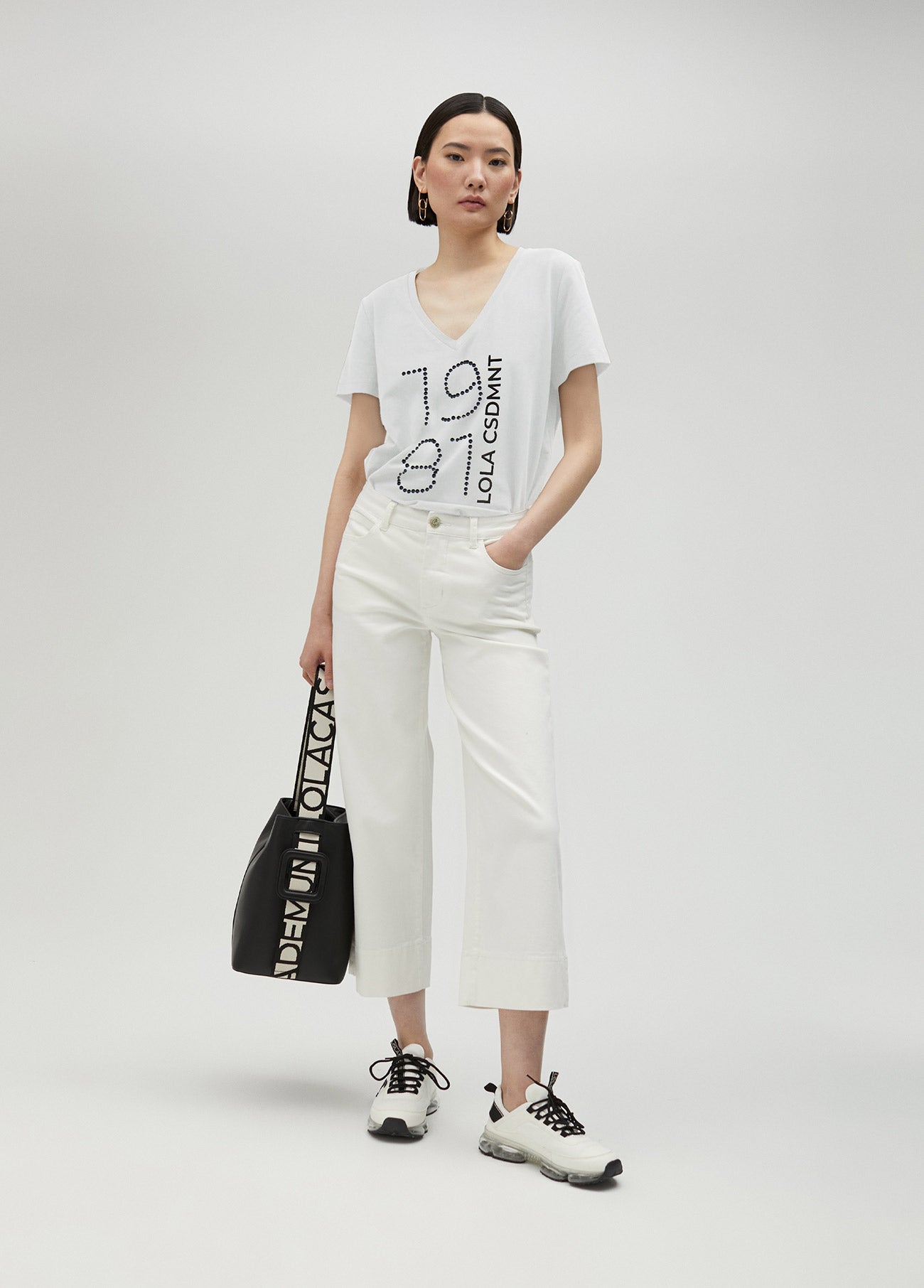 Short-sleeved 1981 T-shirt