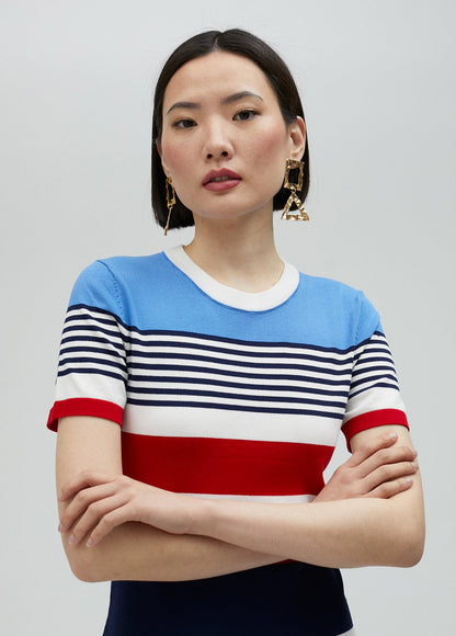 Short-sleeved knit dress