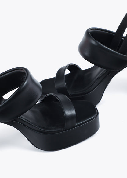 Tricolor Strap Heel Sandal