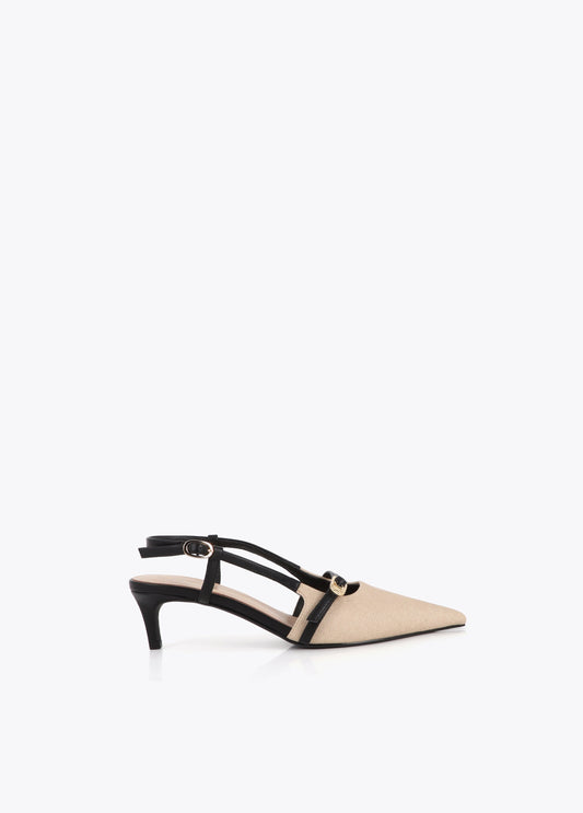 Bi-color Heeled Shoe with Customized Buckles