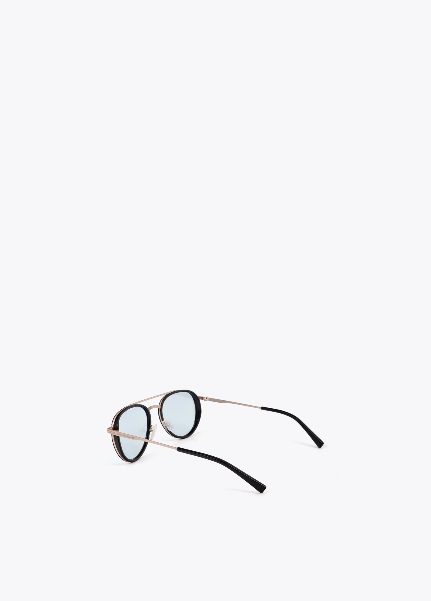 Aviator Sunglasses with Photochromic Lens