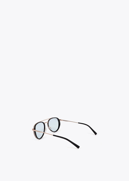 Aviator Sunglasses with Photochromic Lens