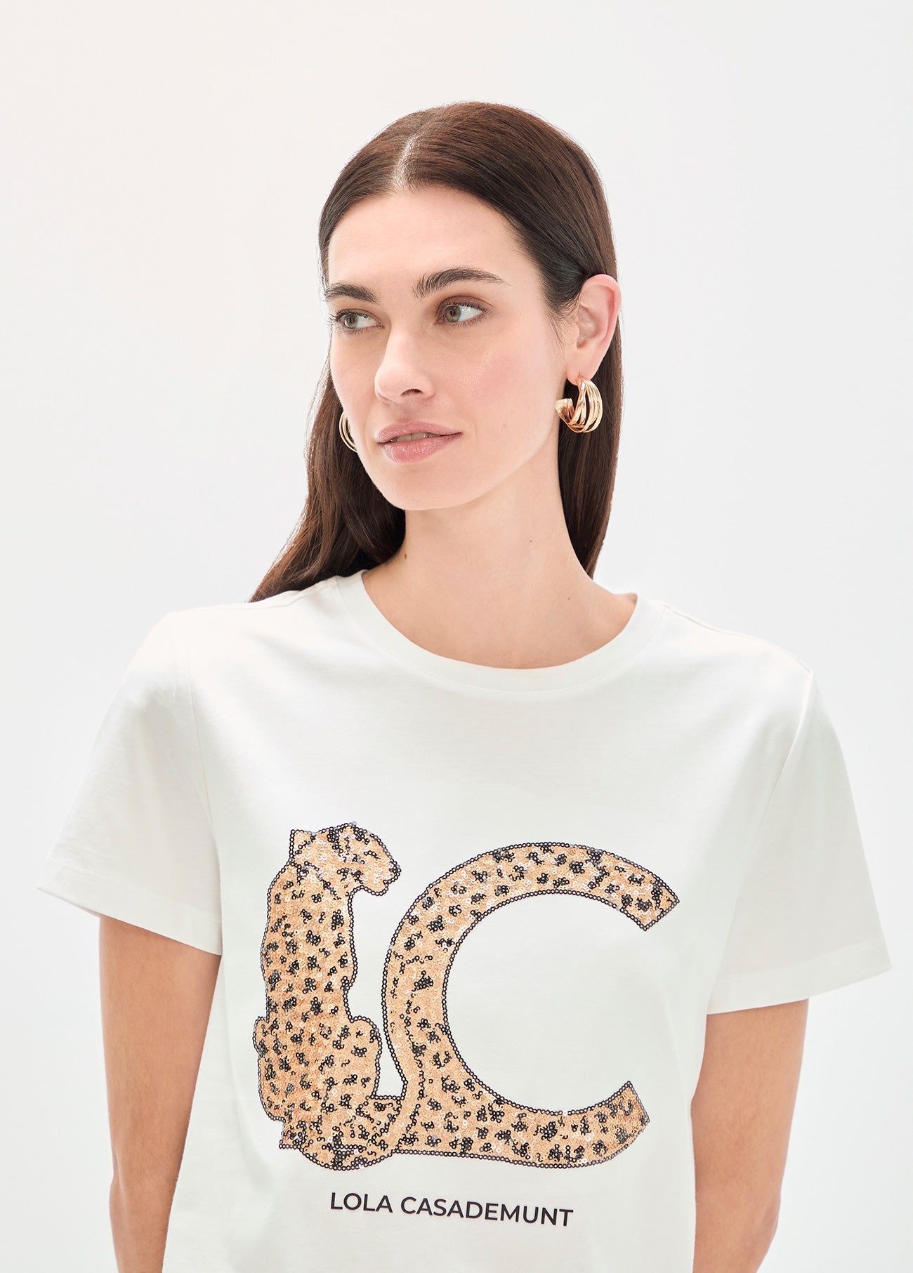 LC T-shirt with sequins