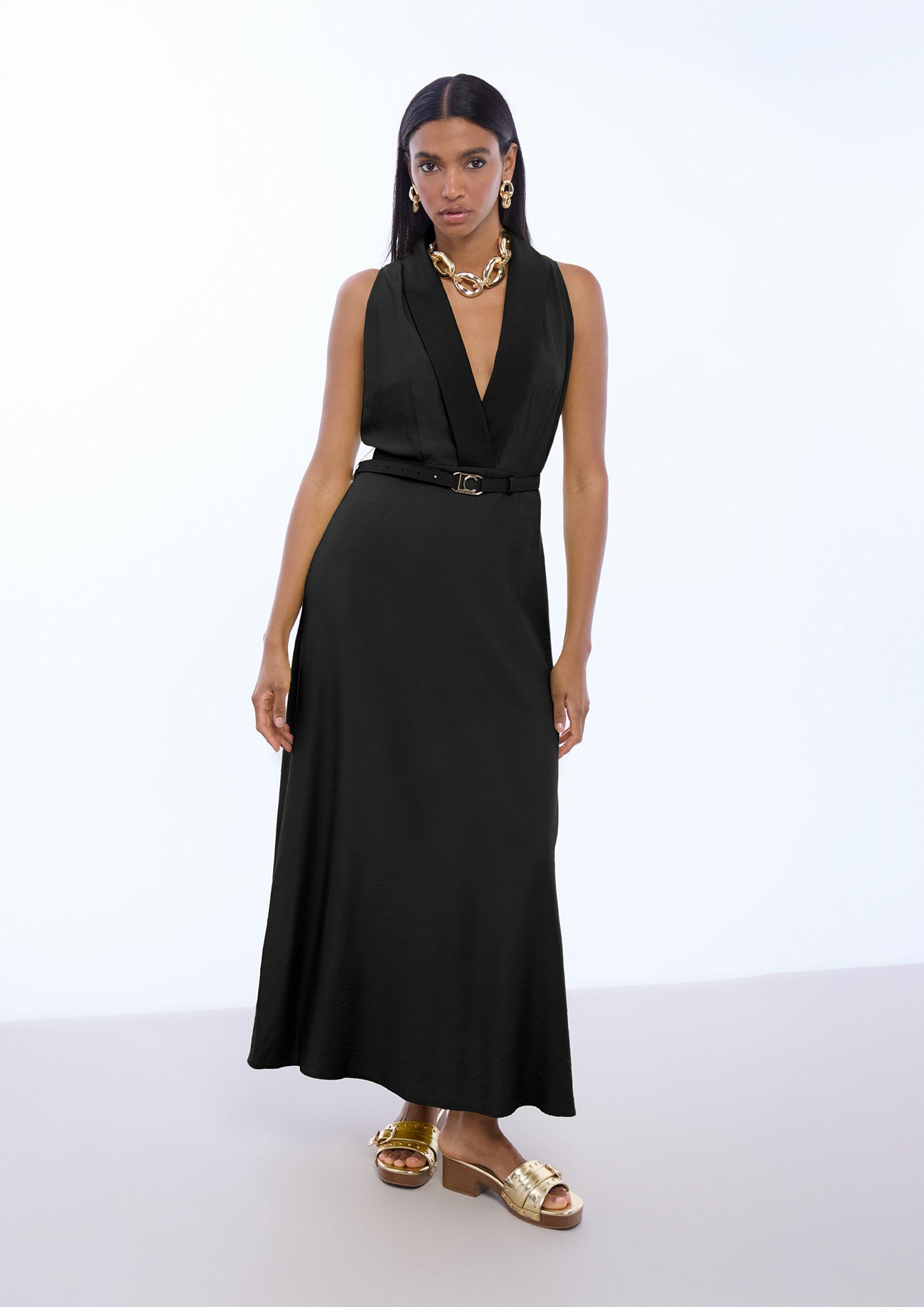 V-neck Dress with Buckle Waist