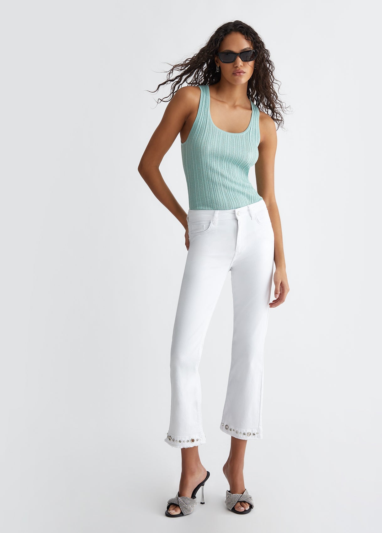 MA4292T4033N935429-white