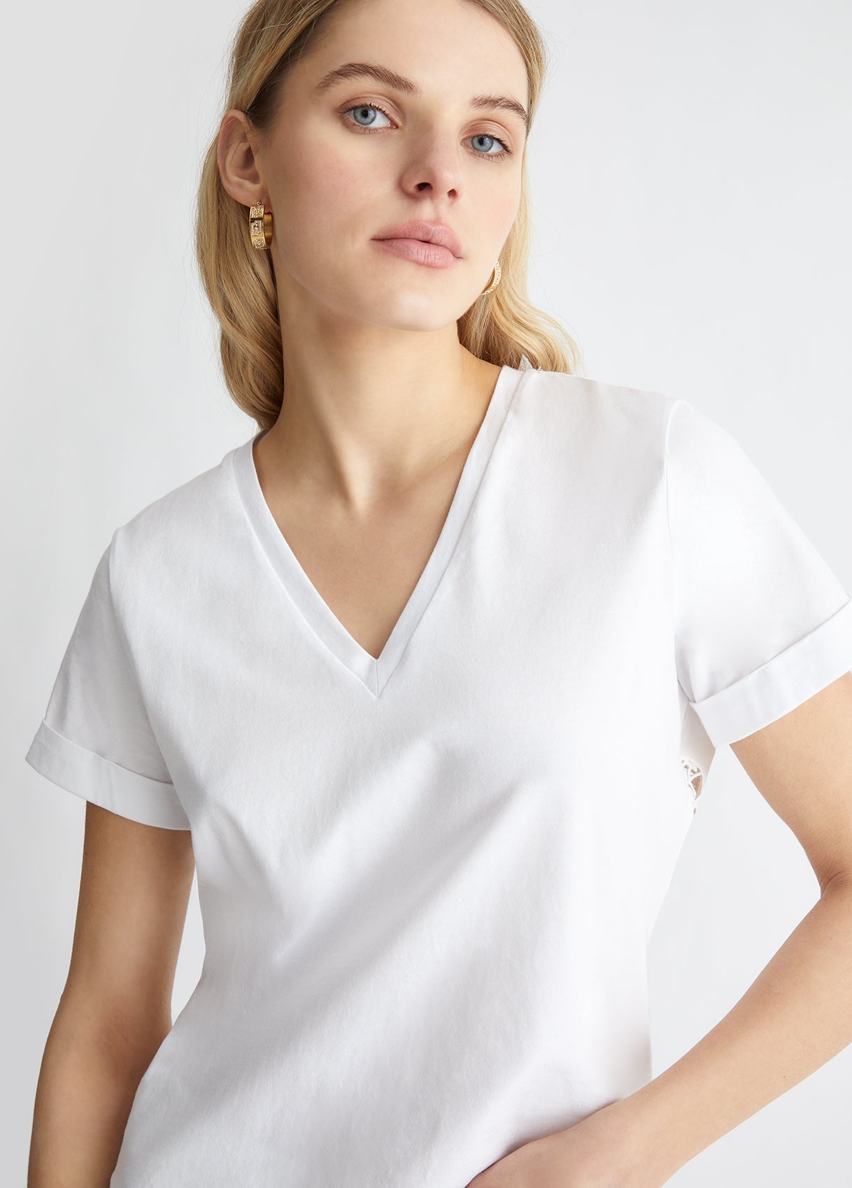 MA4398J471011111L-white