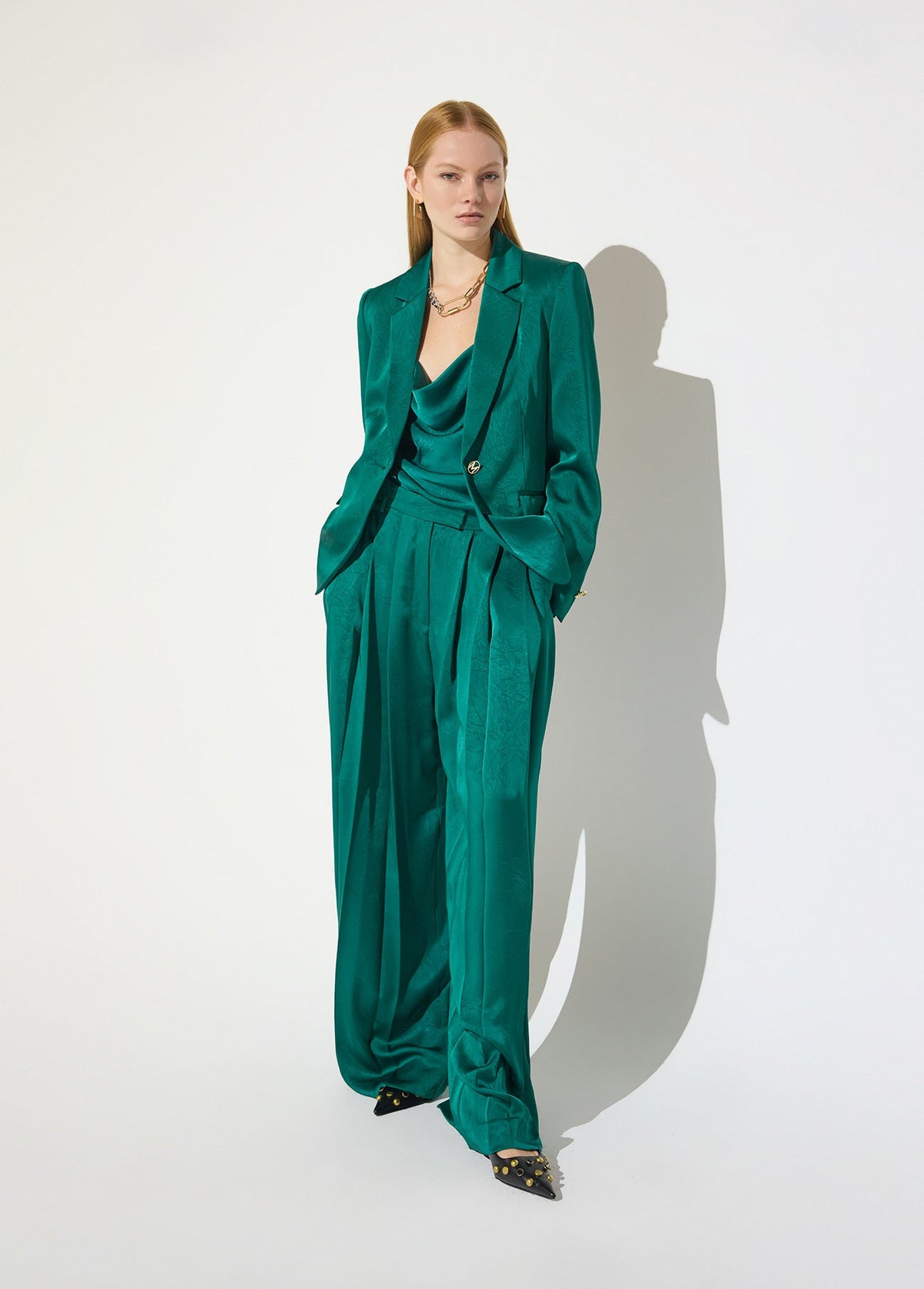 mf2614006-Palazzo crepe double darted pants-Dark Green