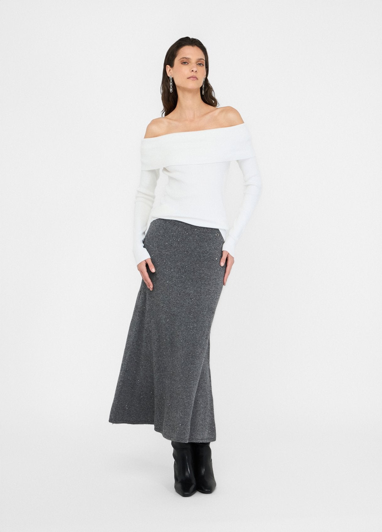 MF5439MS49I10701XS-white wool