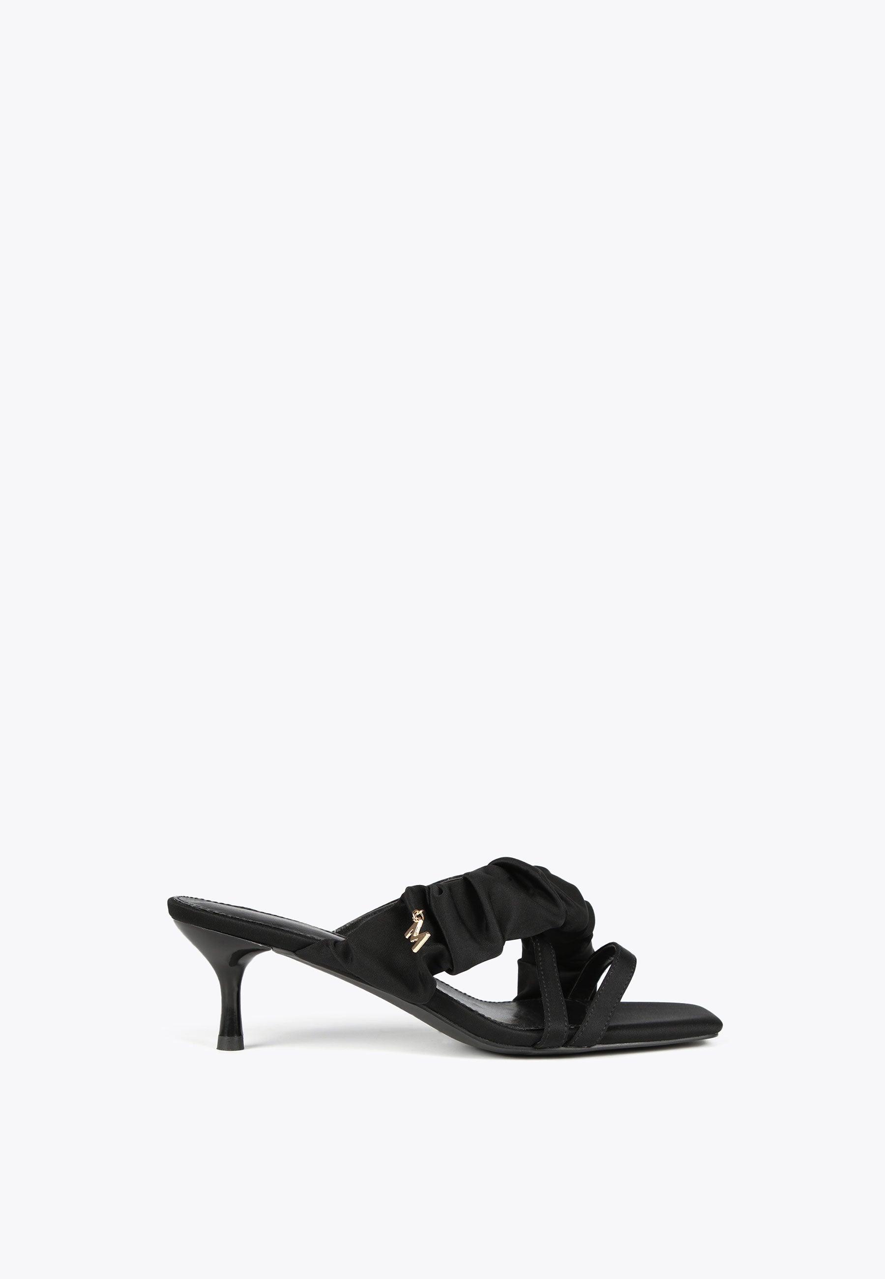 MS2405009-Black-Heeled sandals with gathering