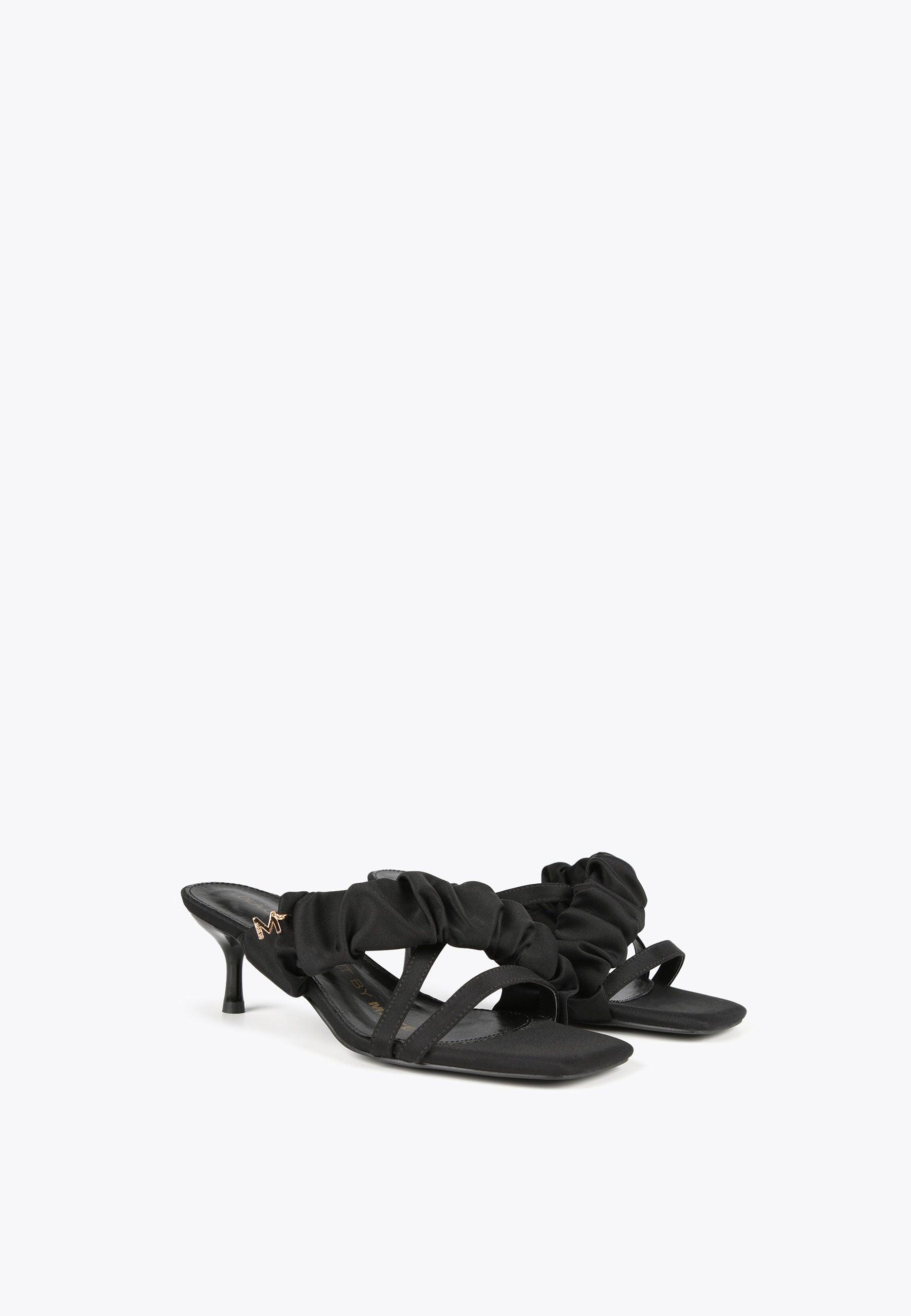 MS2405009-Black-Heeled sandals with gathering