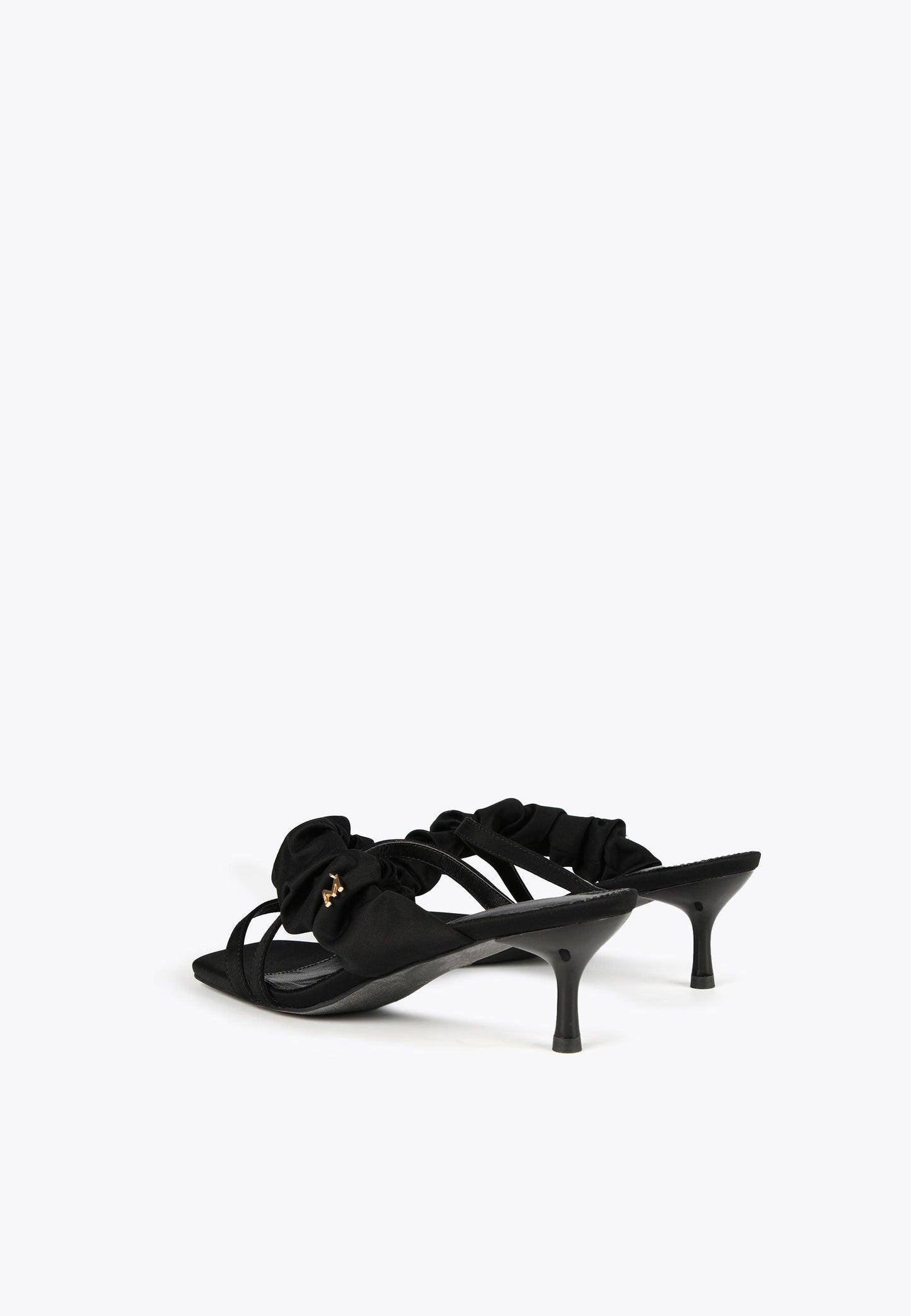 MS2405009-Black-Heeled sandals with gathering