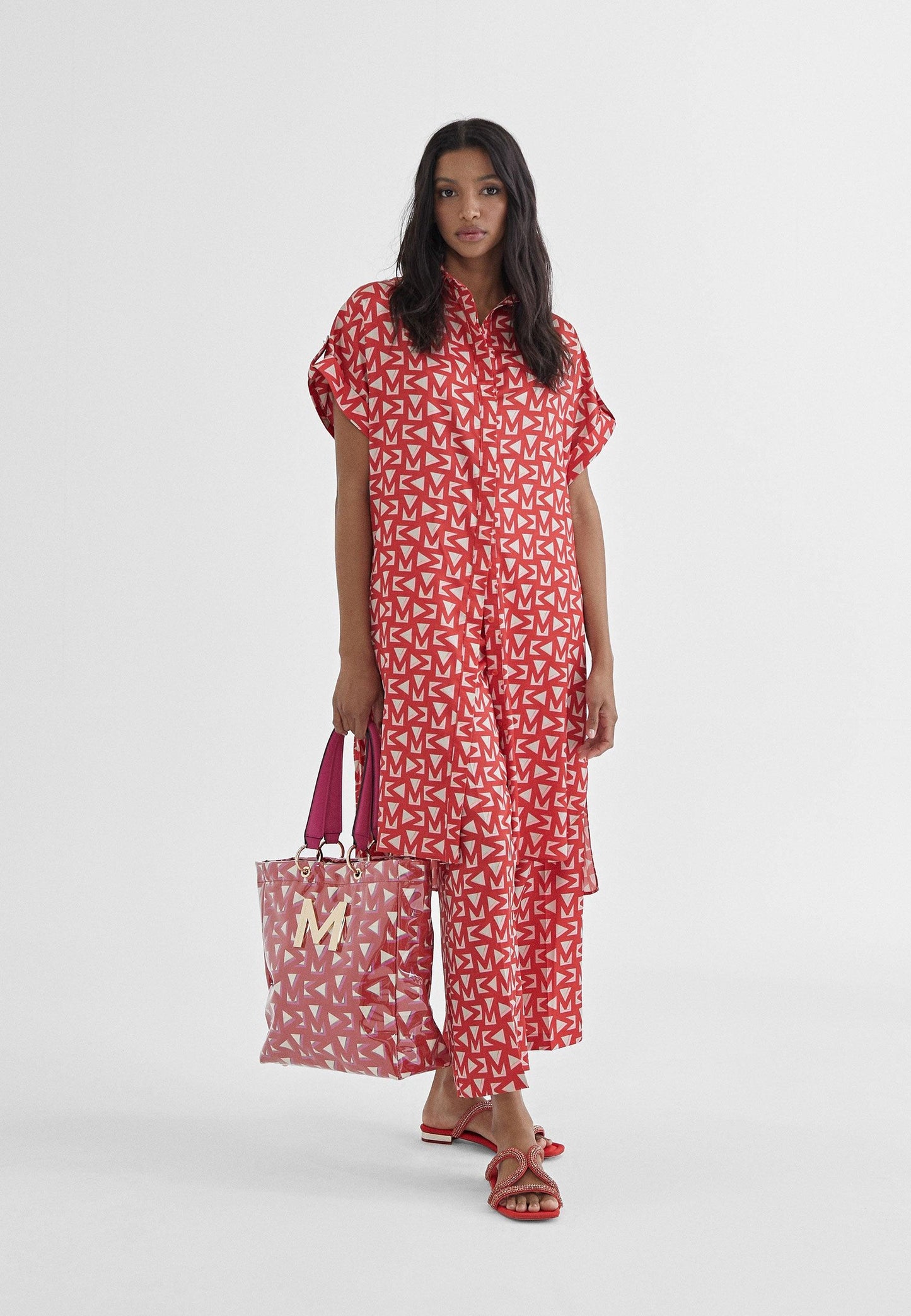 MS2414009-Red-Monogrammed cropped trousers