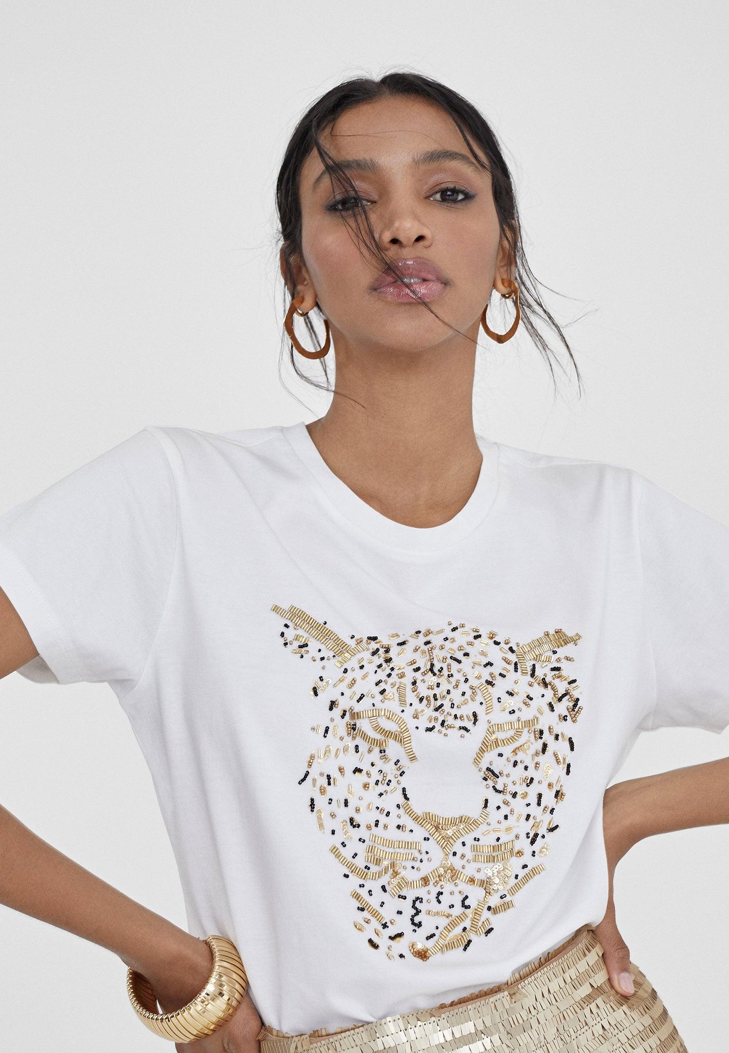 MS2415029-White-Metal-Tiger embroidery T-shirt