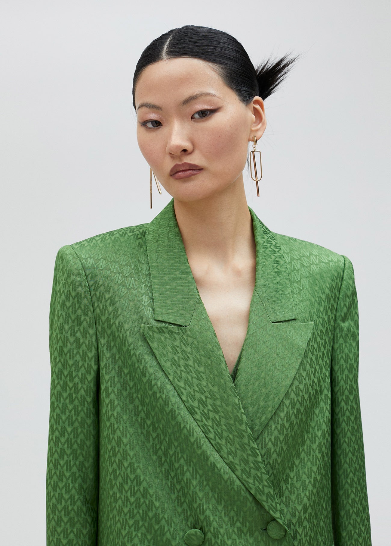 Flowing jacquard blazer