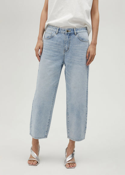 Jeans with rhinestones
