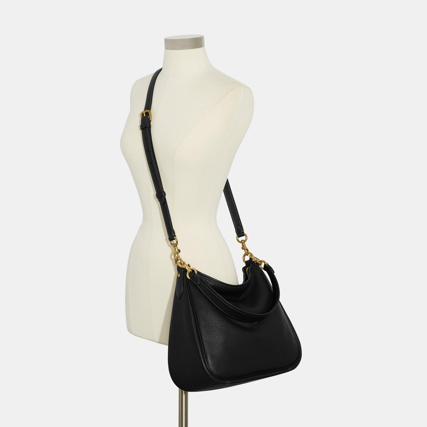 Cary Shoulder Bag - COACH Saudi Arabia Official Site