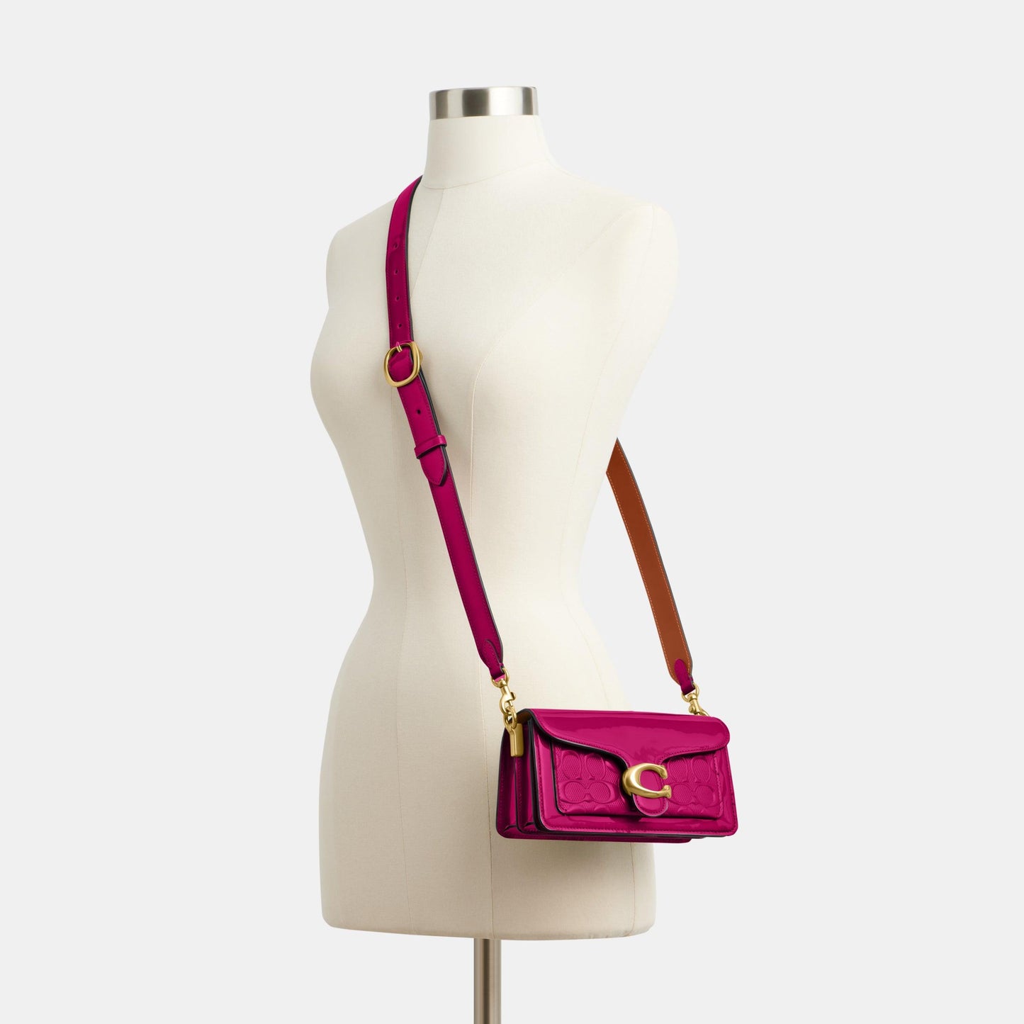 PAT SIG TABBY 20-CM556-B4/Magenta