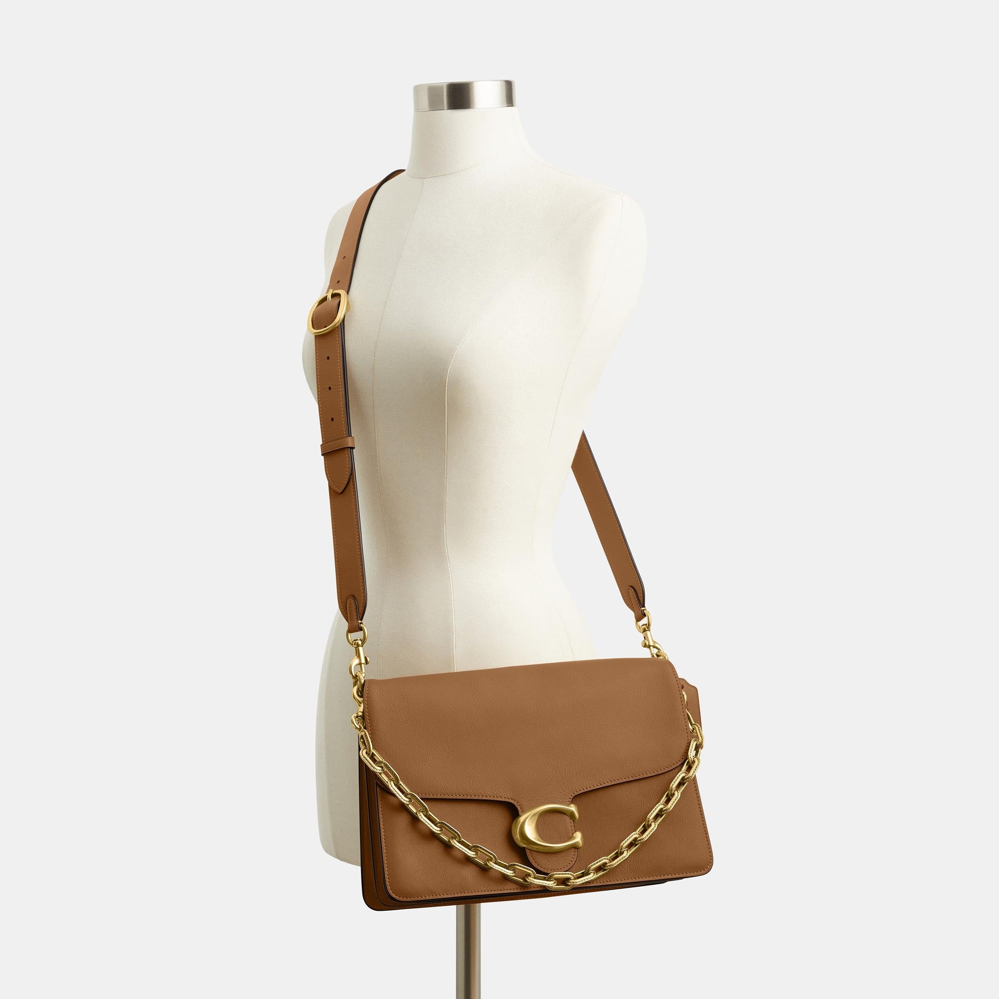 CY920-CHAIN TABBY SHOULDER BAG 30-B4/Honey Brown