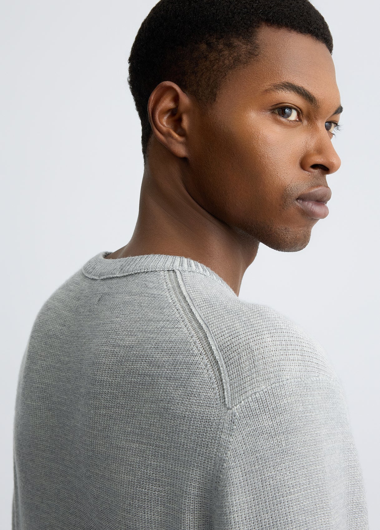 QA5018MA94P63915S-grey