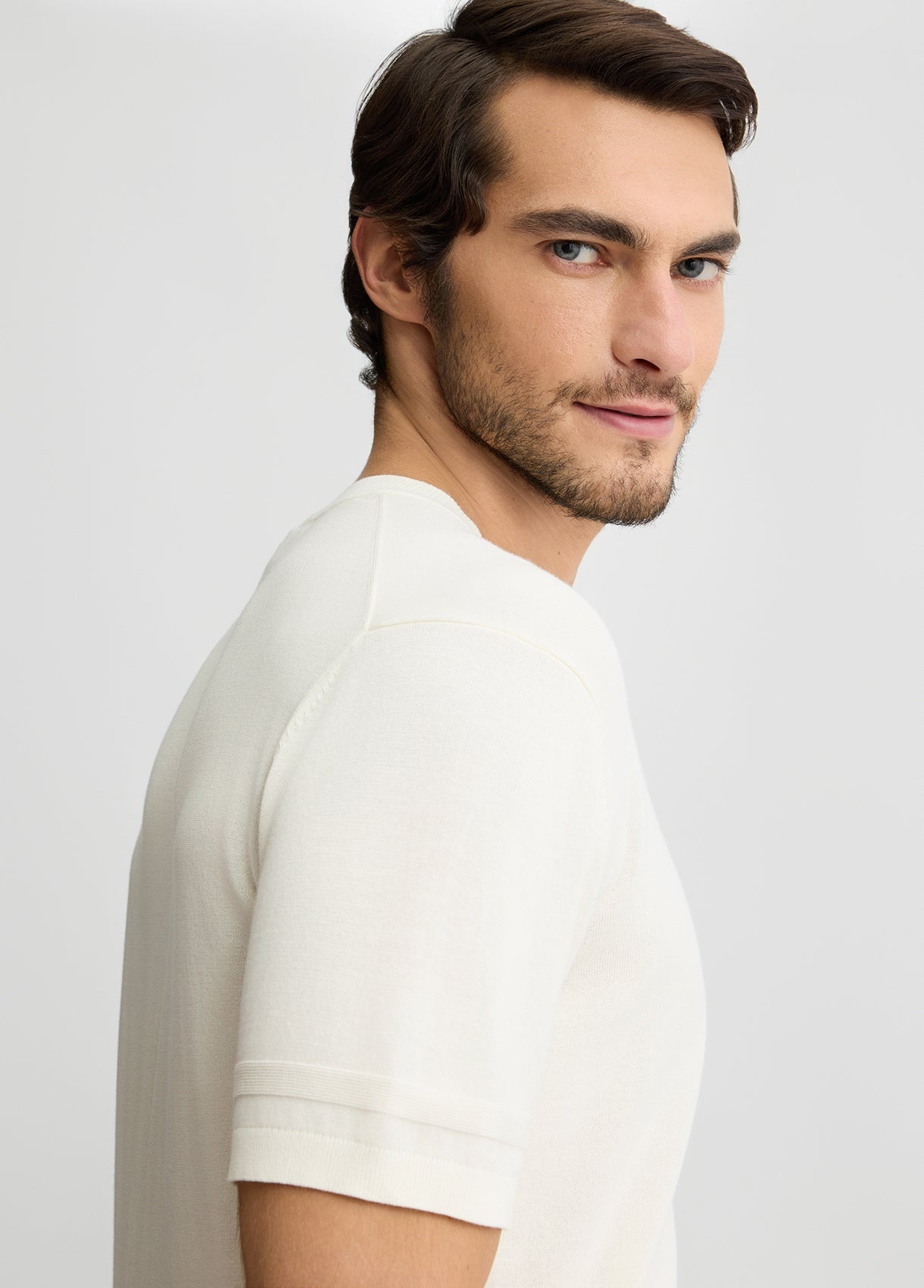 QA5026MA71P11001S-white