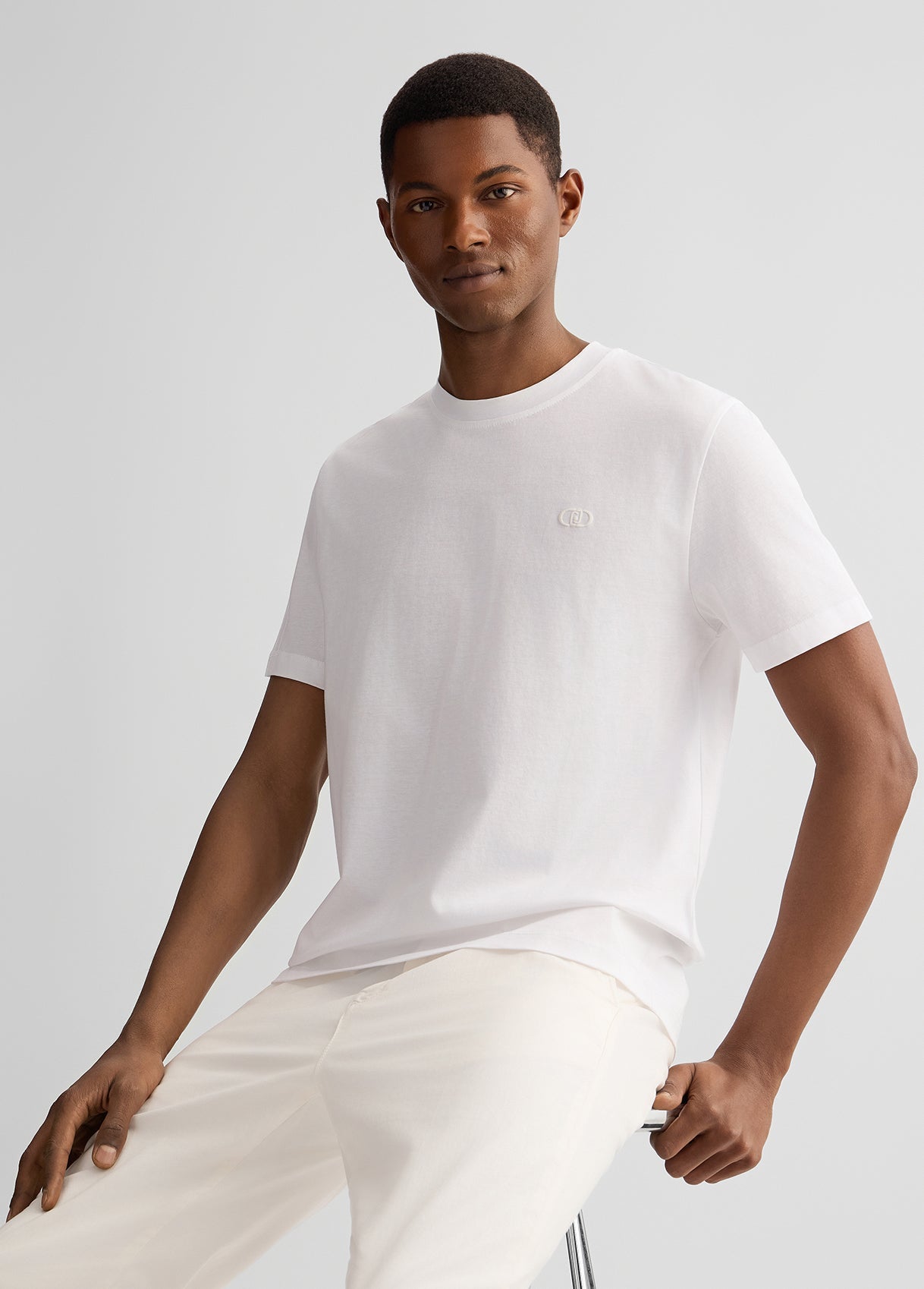 QA5125J479911001S-white