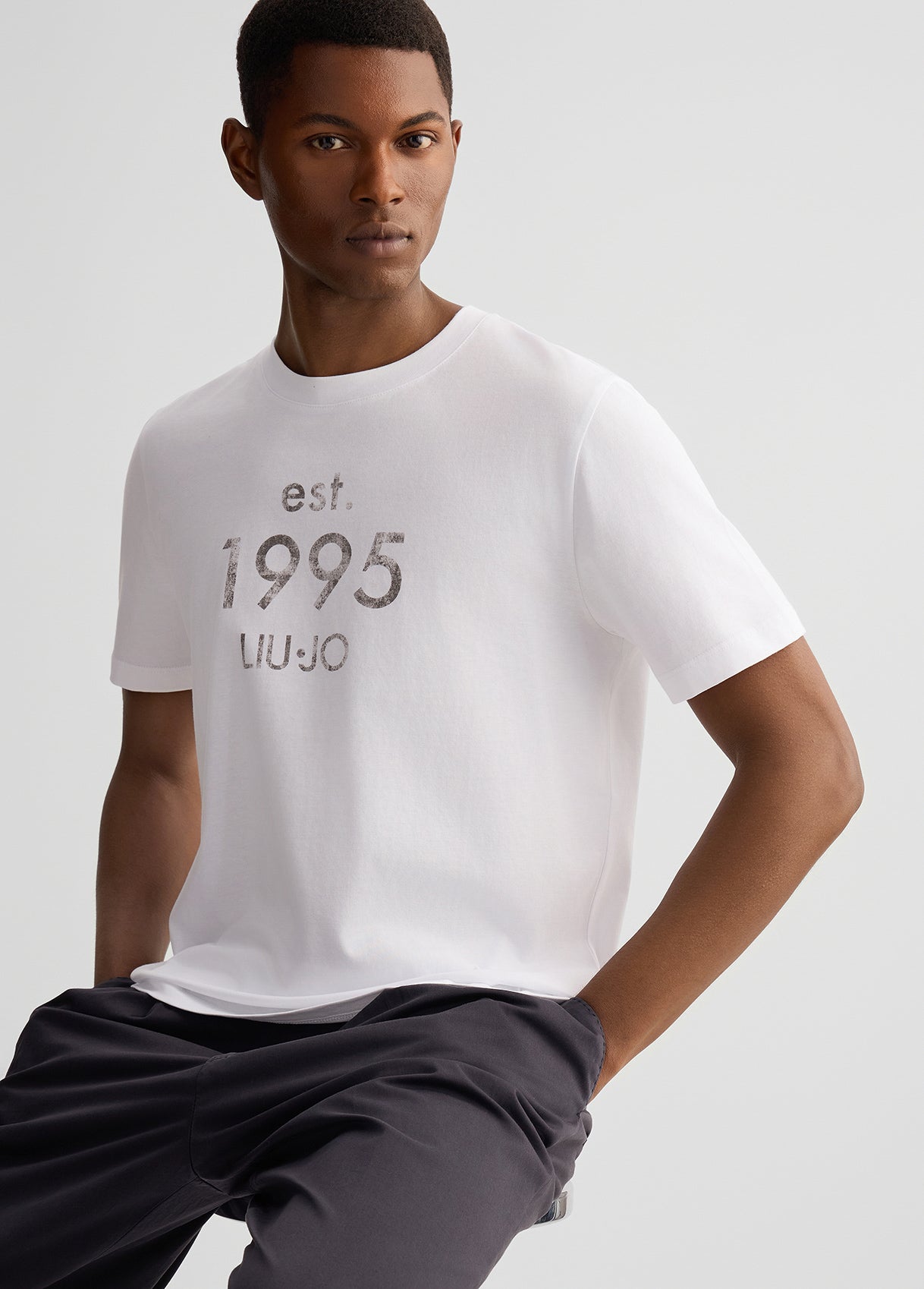 QA5125J492411001S-white