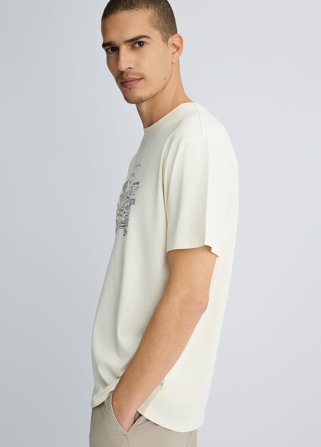 QA5132J493111001S-white