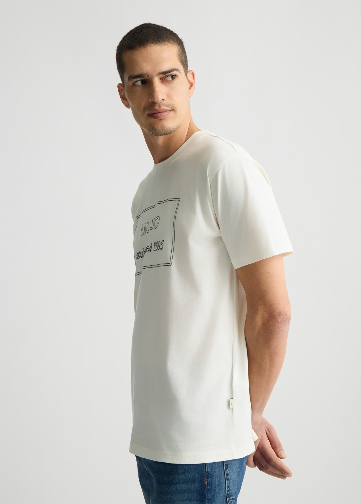 QA5162J481911001S-white