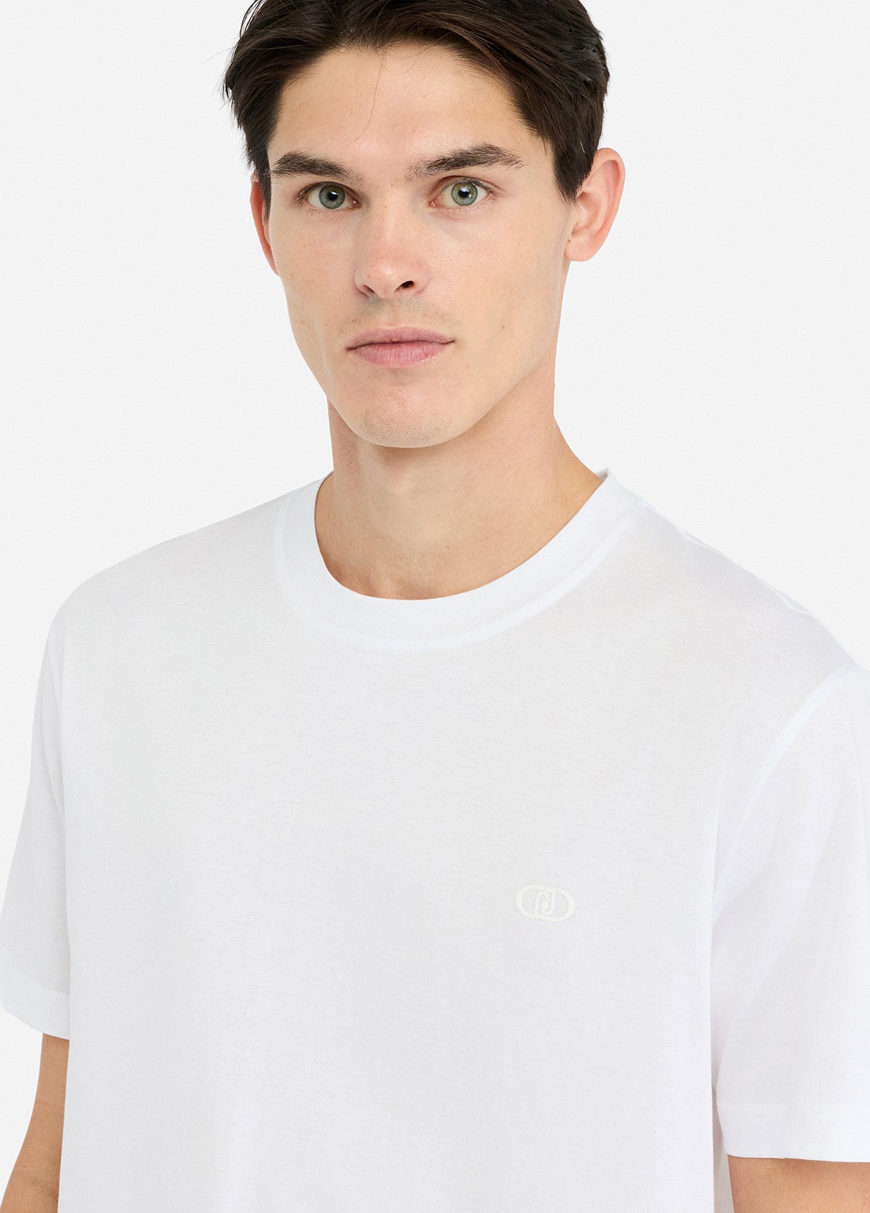 QXX077J479914001S-white