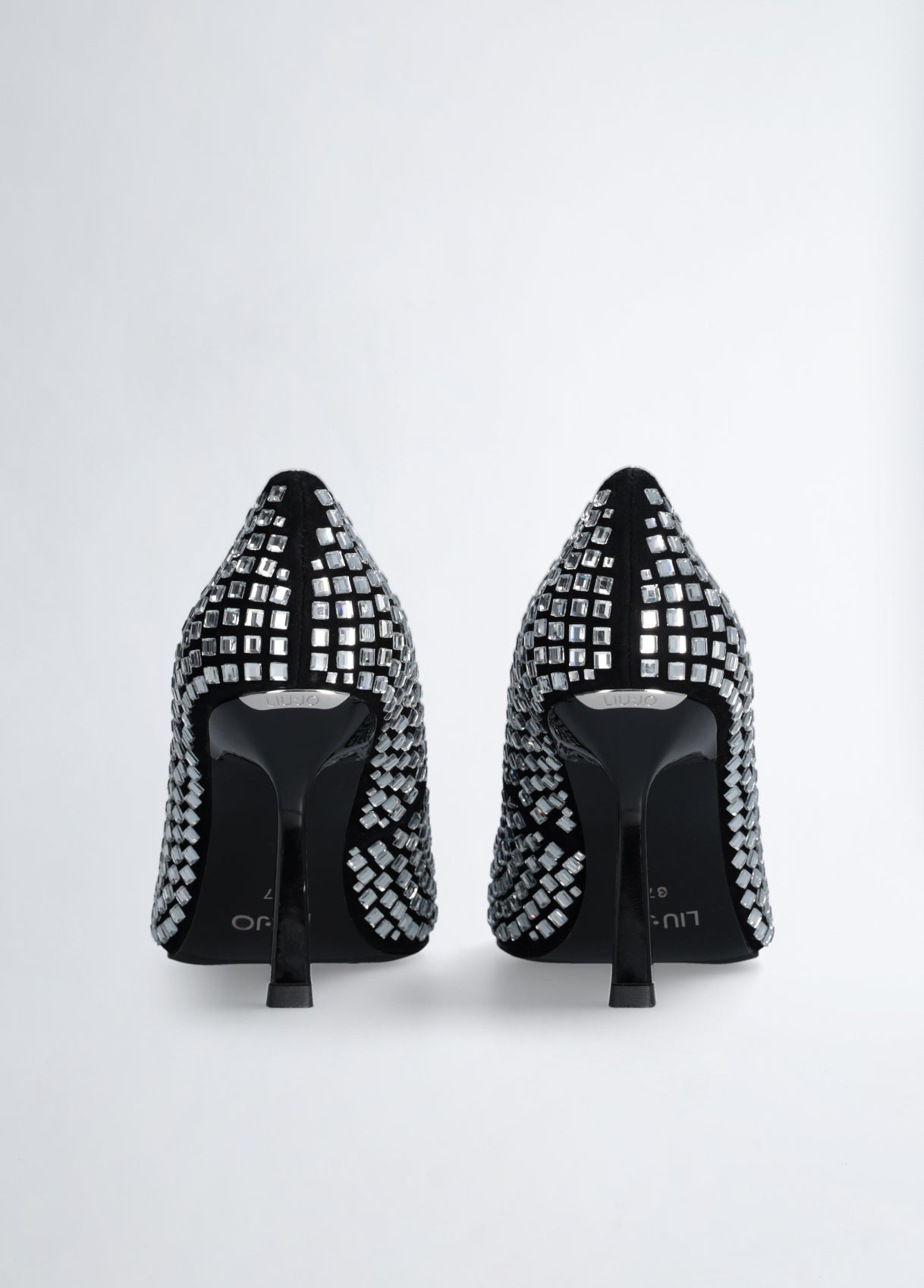 SA5007PX3772222241-black