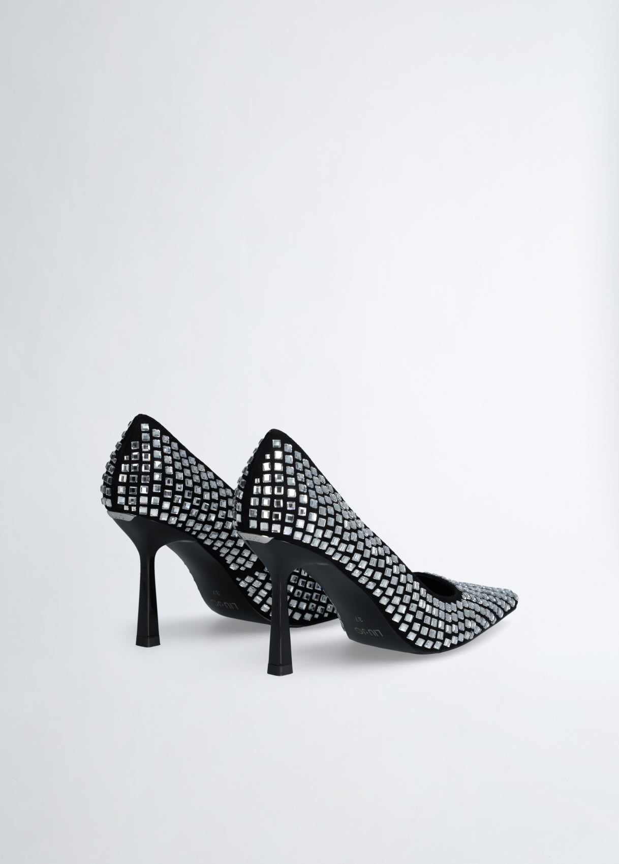 SA5007PX3772222241-black