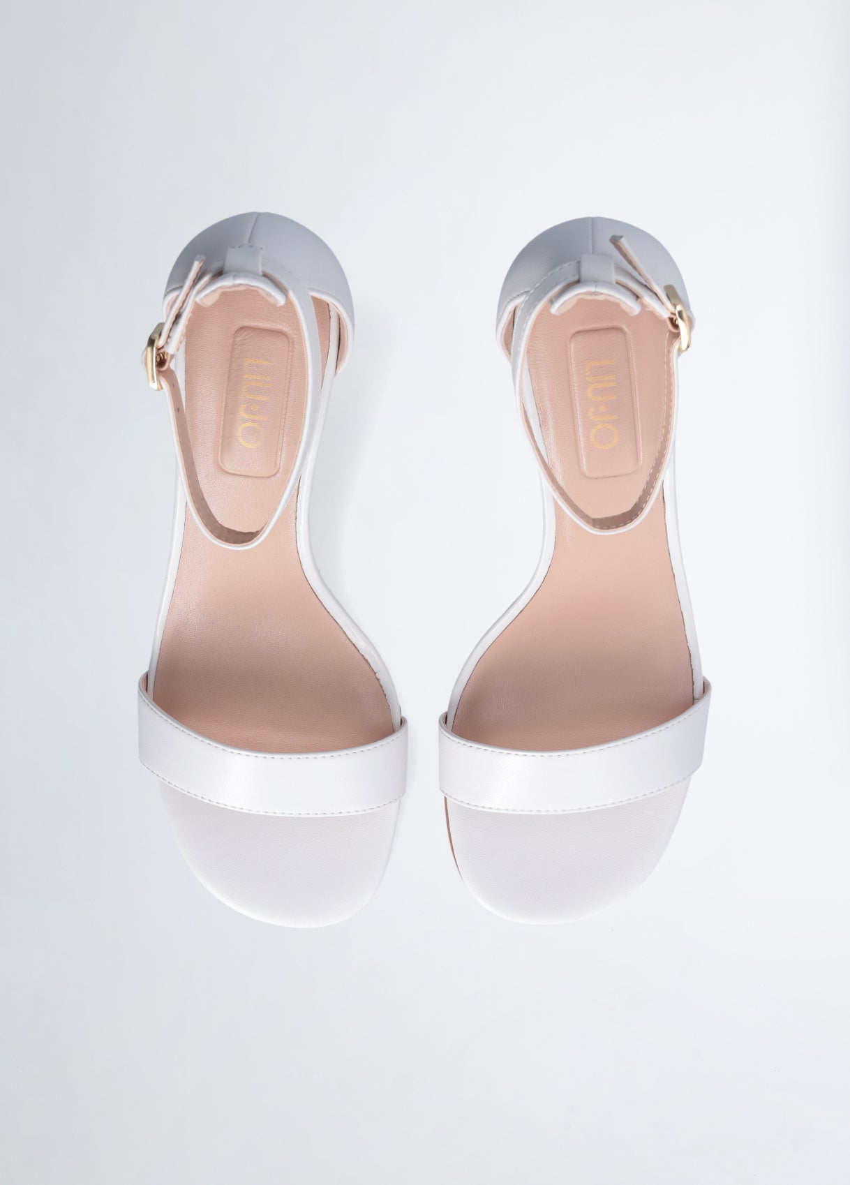 SA5049P00620111141-white