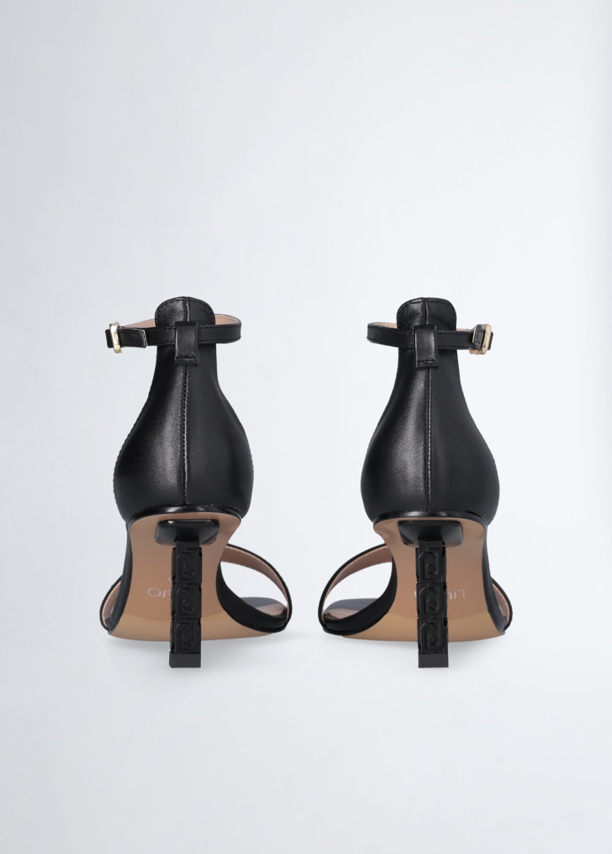 SA5049P00622222237-black