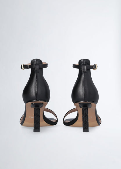 SA5049P00622222237-black