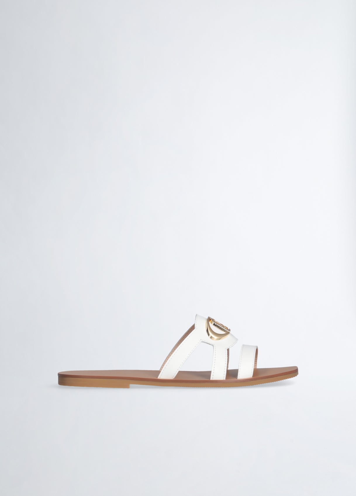 SA5083P01020106541-white