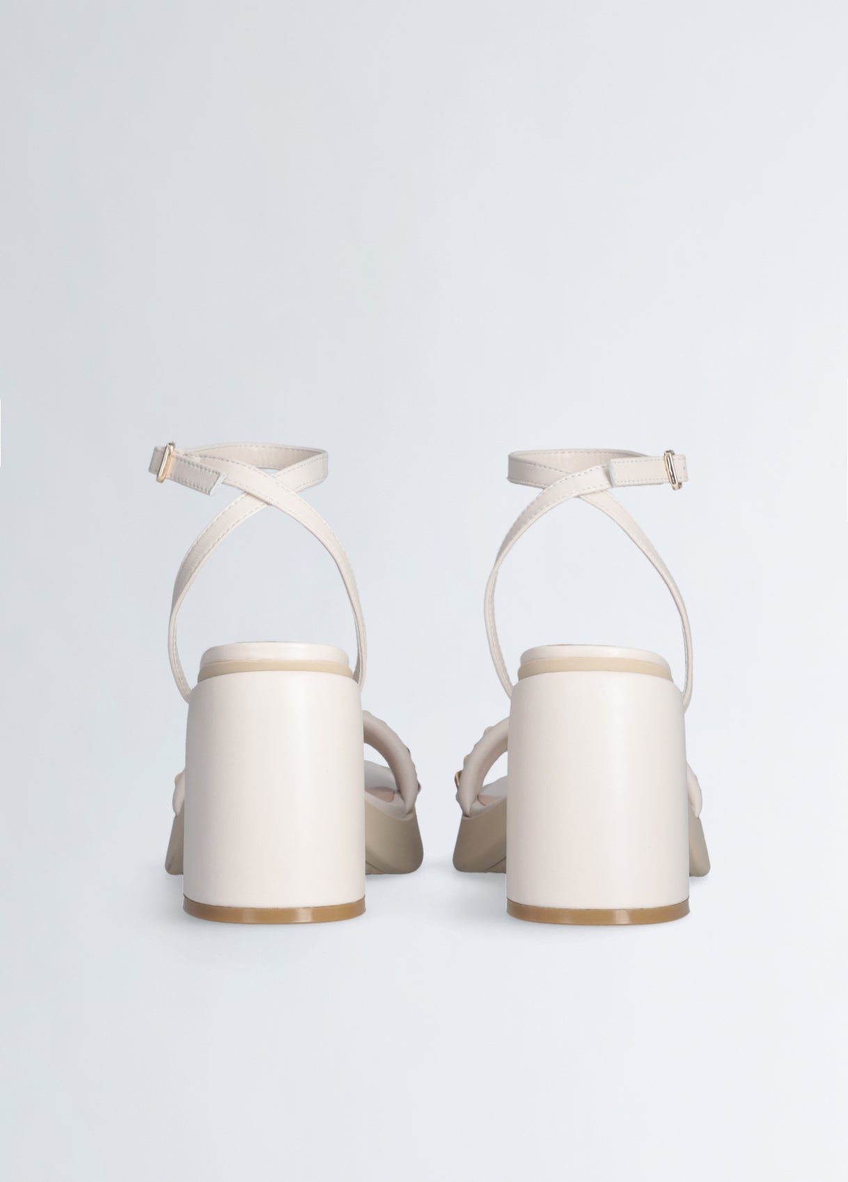 SA5097P0062S140141-nude