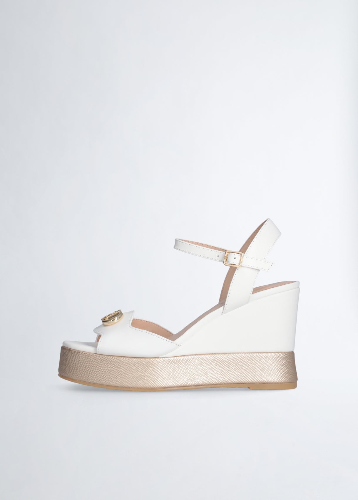 SA5117P01020106541-white