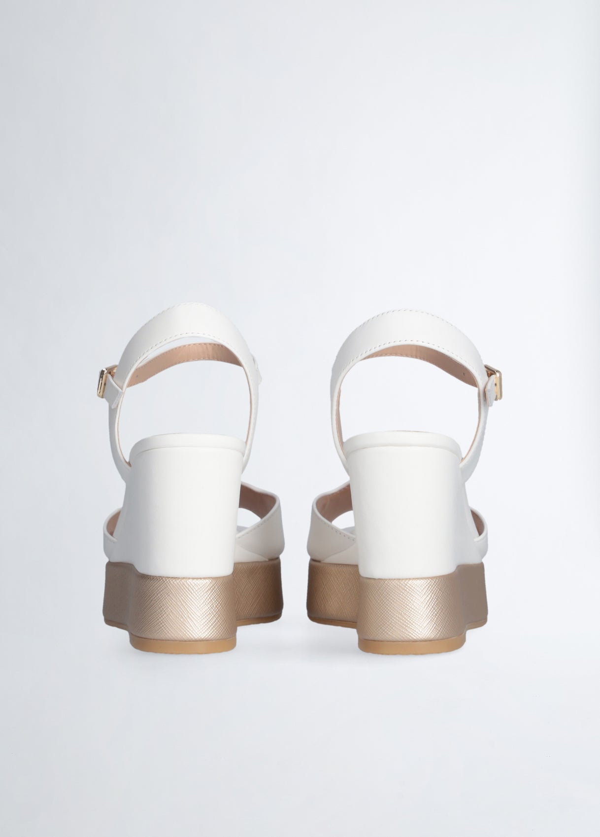 SA5117P01020106541-white