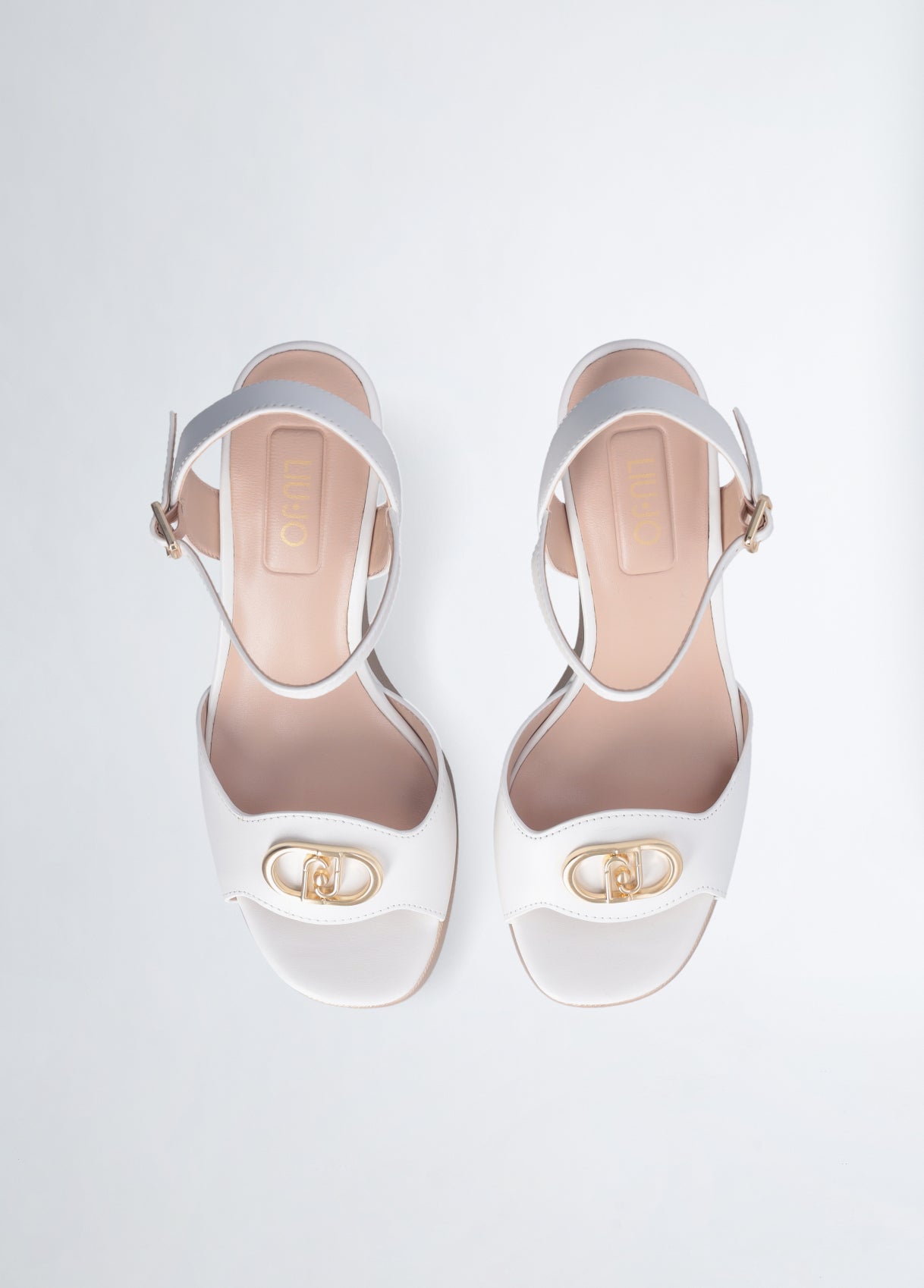 SA5117P01020106541-white