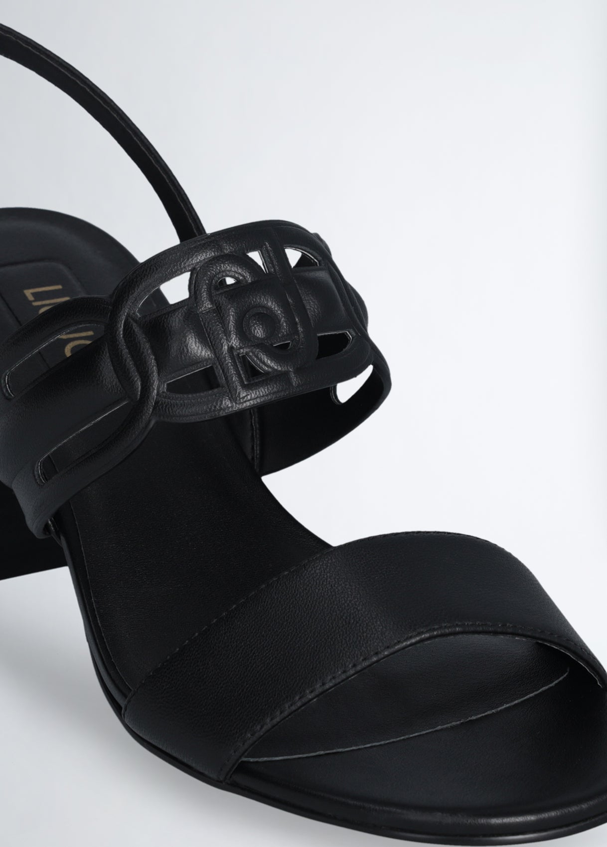 SA5149P00622222241-black