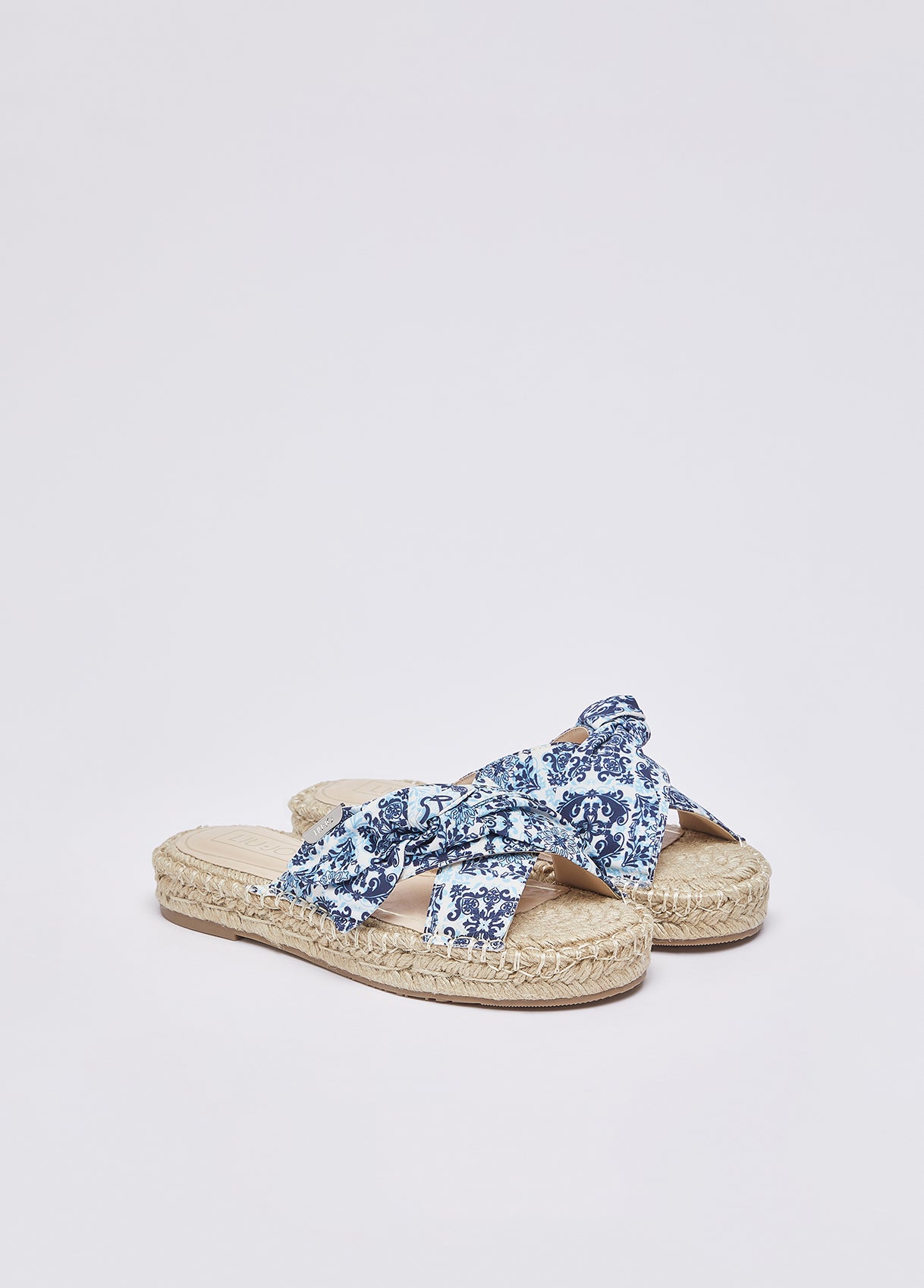 SA6103TX133S405938-Blue