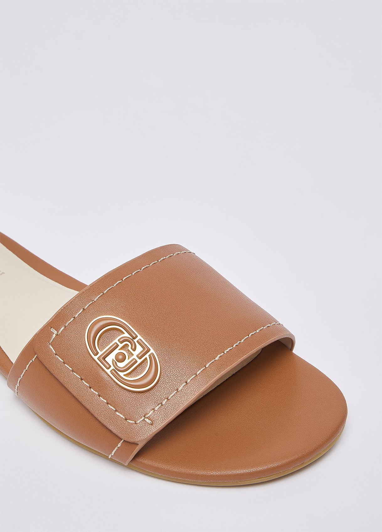 SA6127P0102S380441-Brown