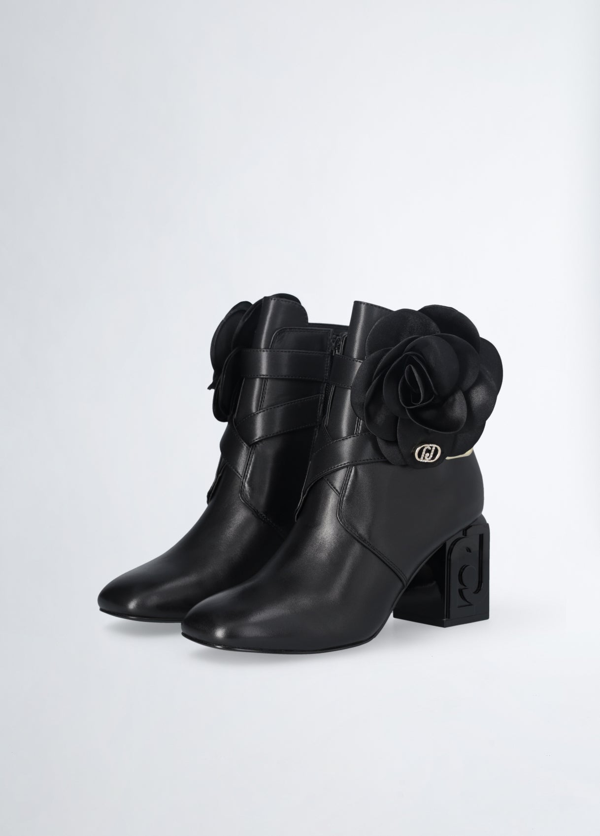 SF4007P01022222235-black