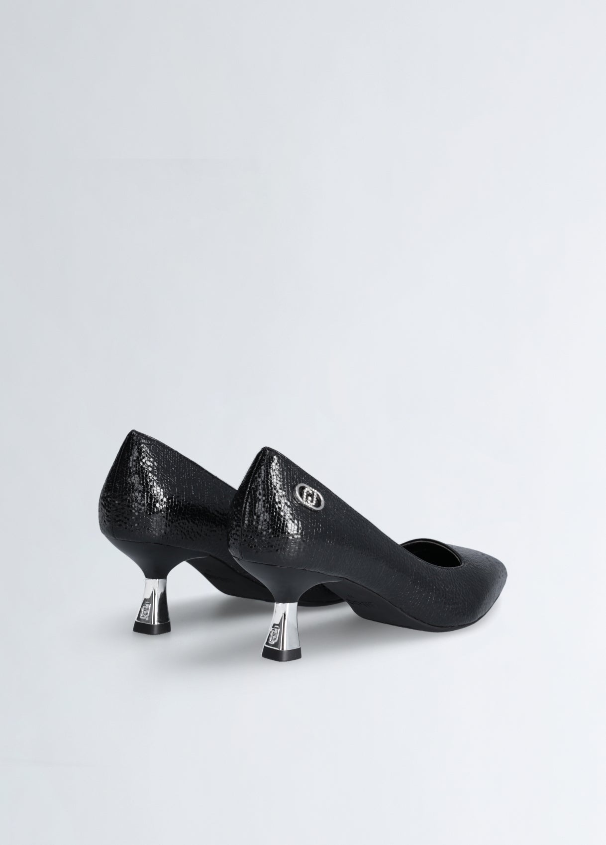 SF4023EX0192222239.5-black