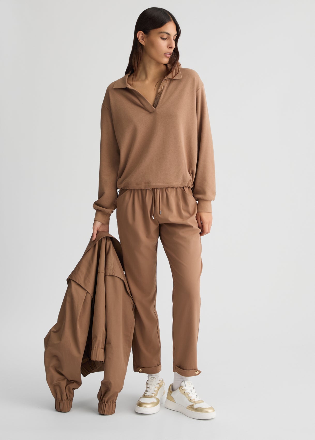 TA5047FS000X0675XXS-beige