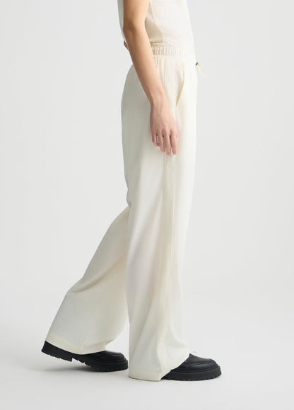 TA5204TS92210105XXS-white